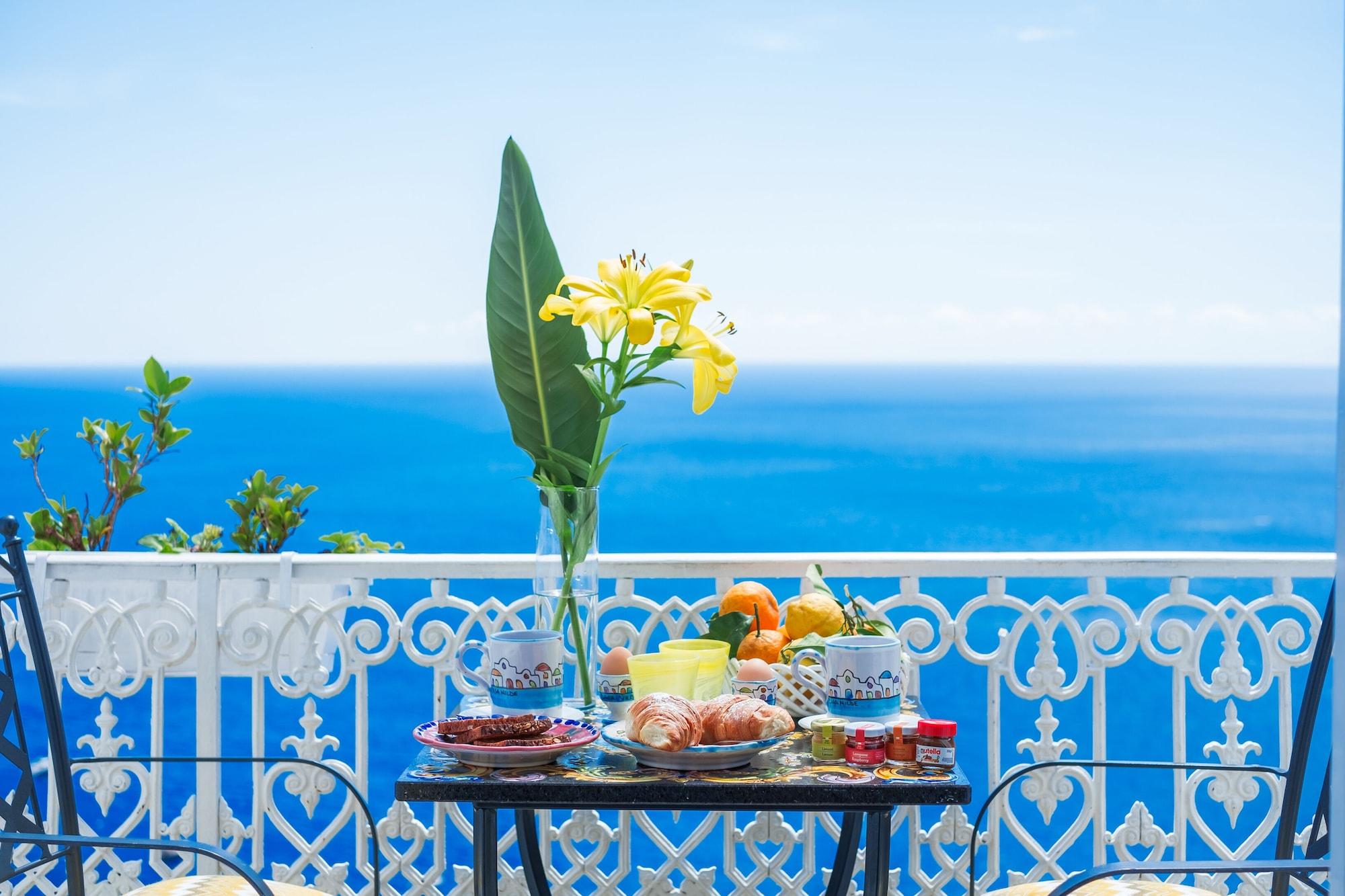 Bed and Breakfast Casa Nilde Позитано Экстерьер фото